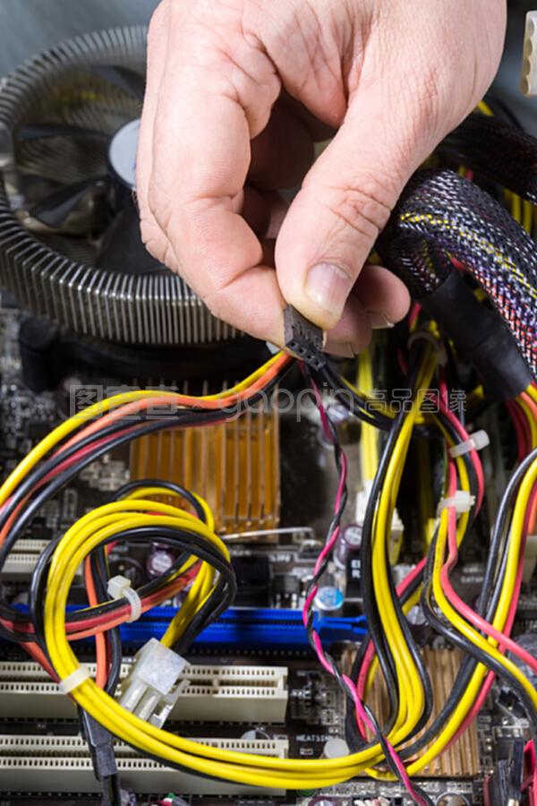 專業(yè)計(jì)算機(jī)維修與維護(hù) 您的數(shù)字生活守護(hù)者